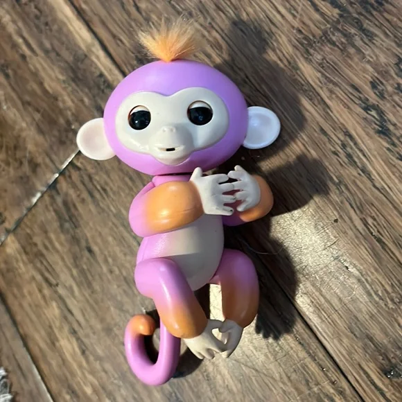 WowWee Toys Wowwee Fingerlings Glitter Baby Monkey Rose Poshmark